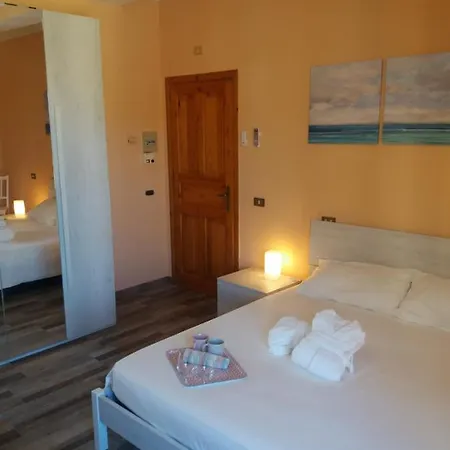 Nocleg ze śniadaniem L'isola Di Raffaele *